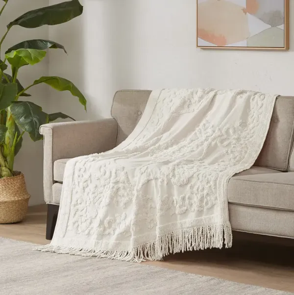 Madison Park Chloe Ivory 100% Cotton Tufted Chenille Lightweight Throw With Fringe Tassel 50" x 60"