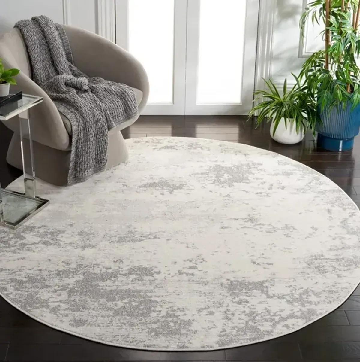 WHISPER 546 Grey  6'-7' X 6'-7' Round Round Rug