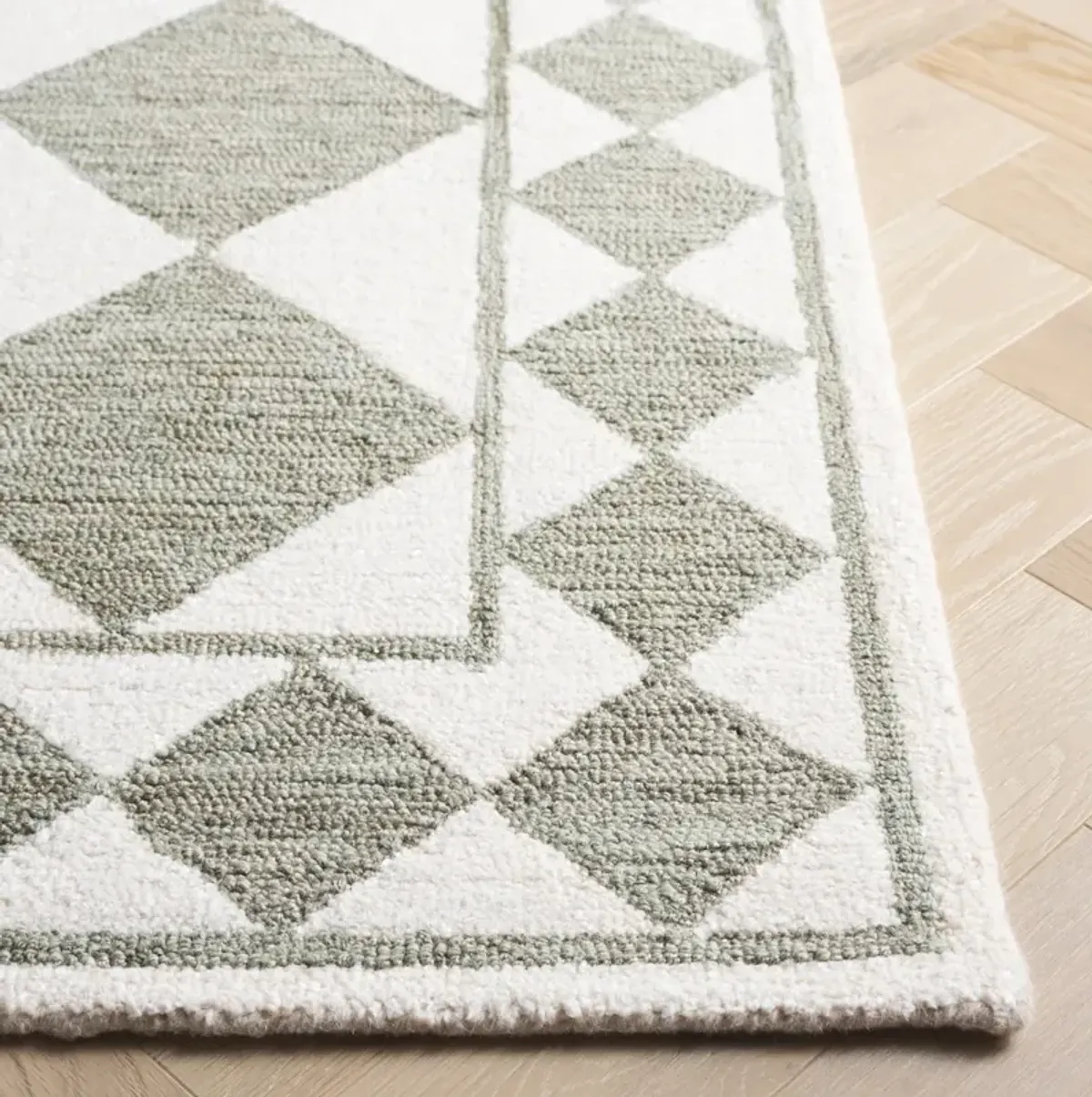EBONY 122 SAGE  6' x 6' Square Square Rug