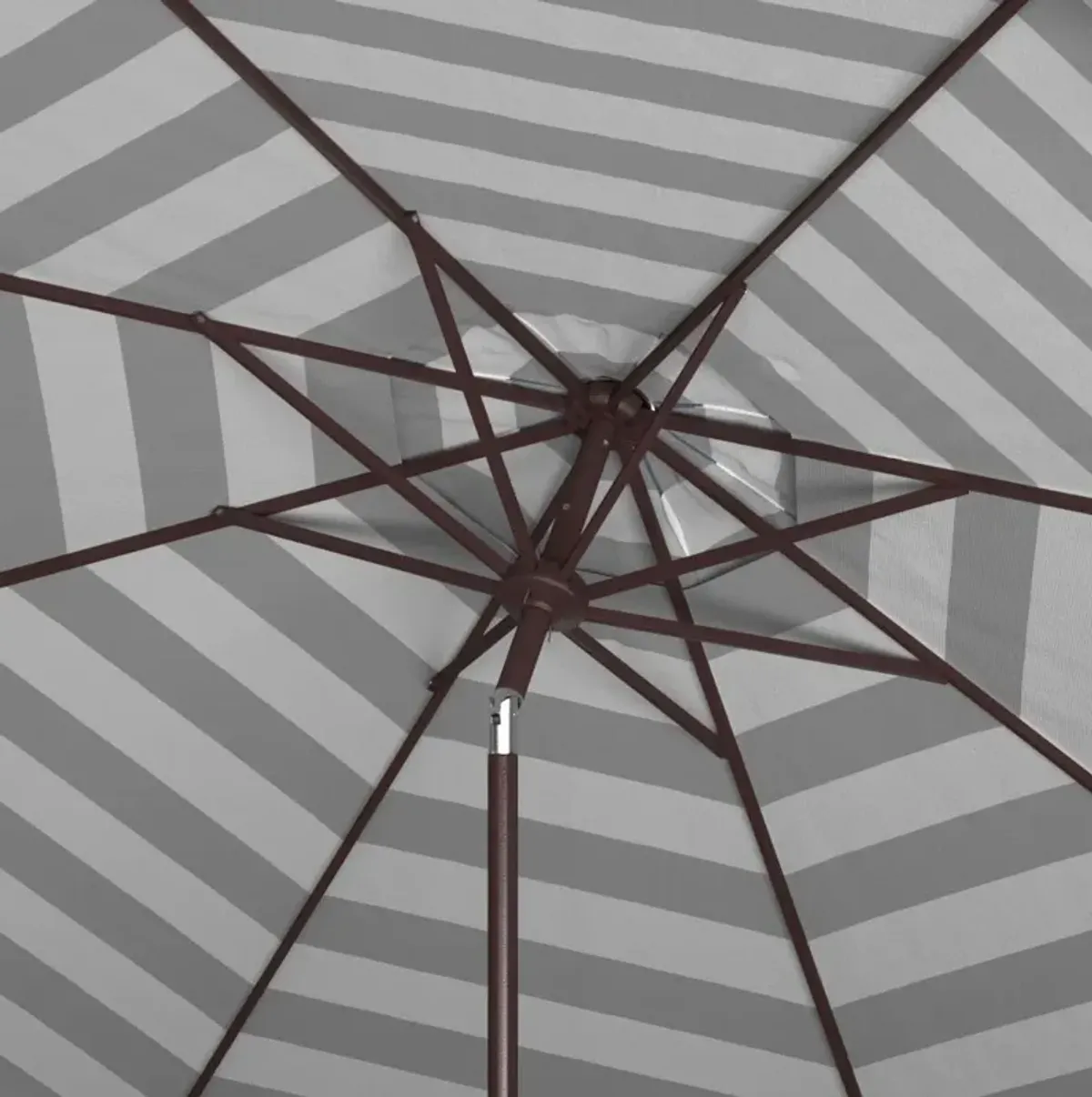 Vienna 11' Round Crank Umbrella