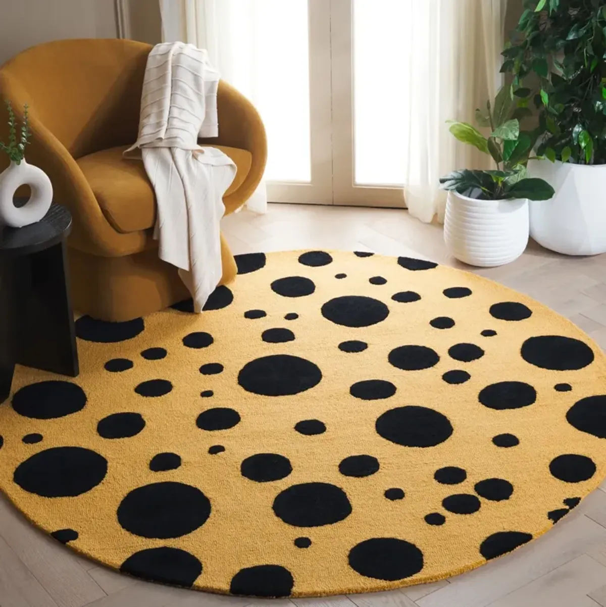 CAMBRIDGE 147 GOLD  6' x 6' Round Round Rug