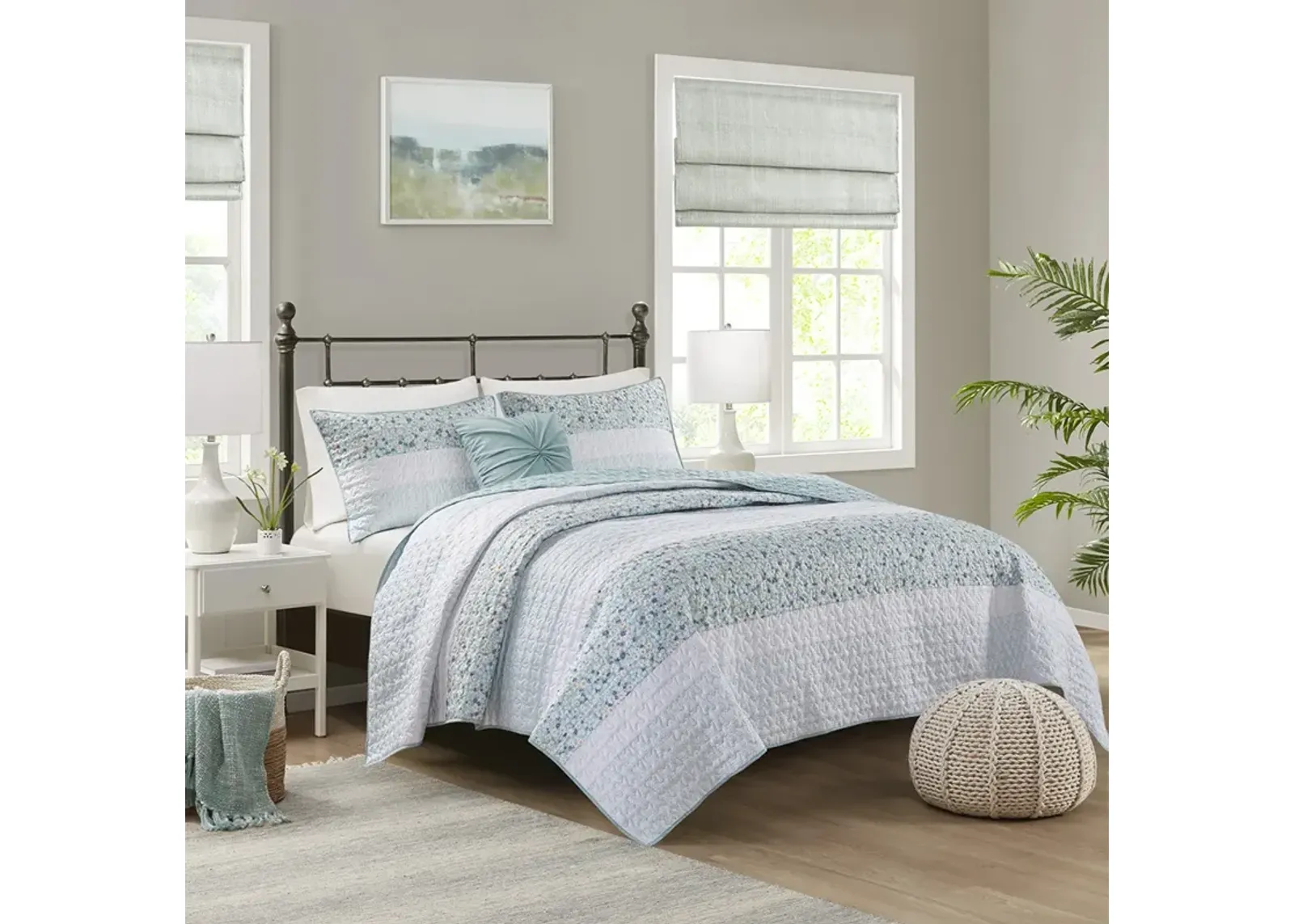 Madison Park Caralie Aqua 4 Piece Seersucker Quilt Set with Throw Pillow