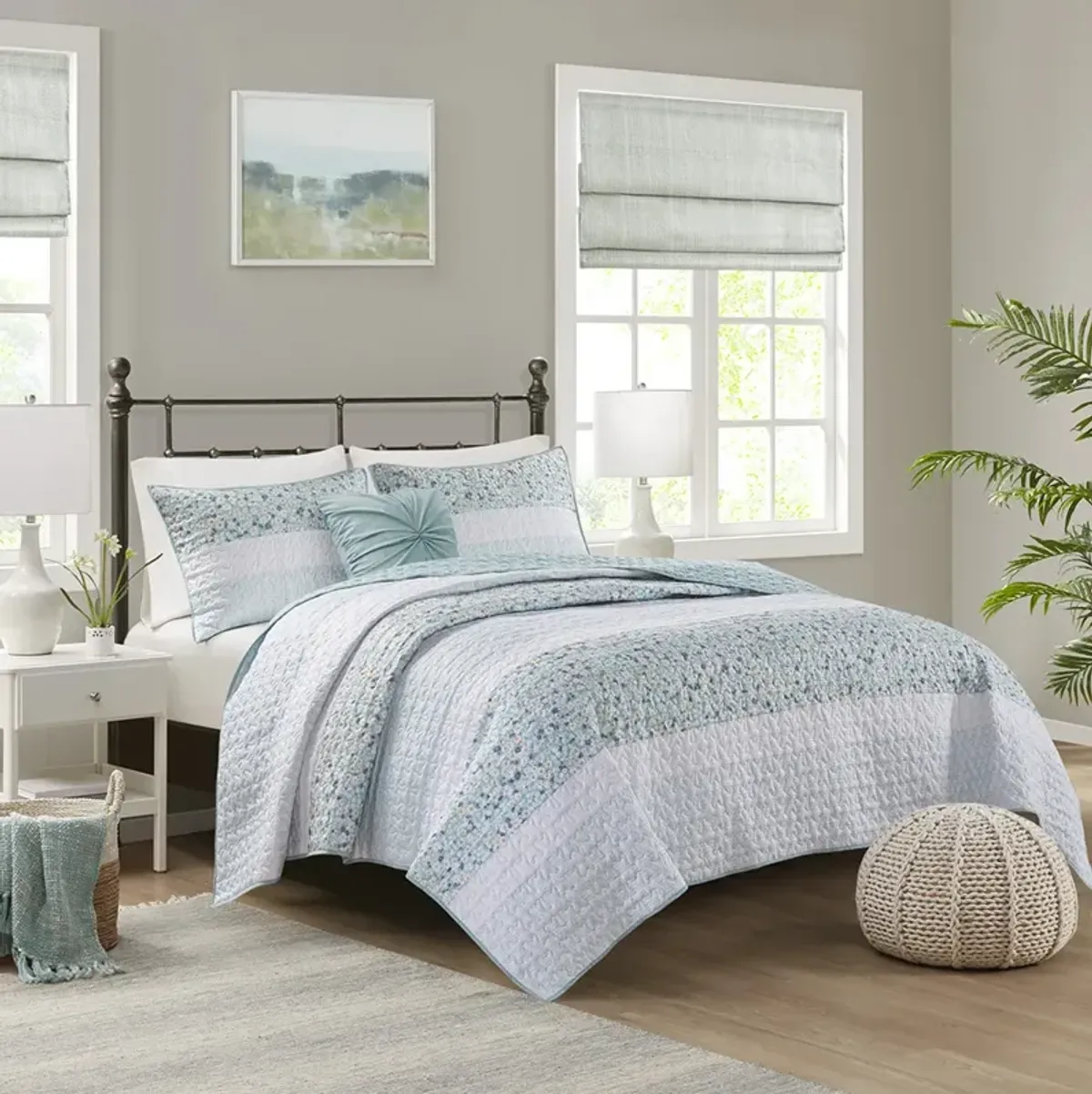 Madison Park Caralie Aqua 4 Piece Seersucker Quilt Set with Throw Pillow