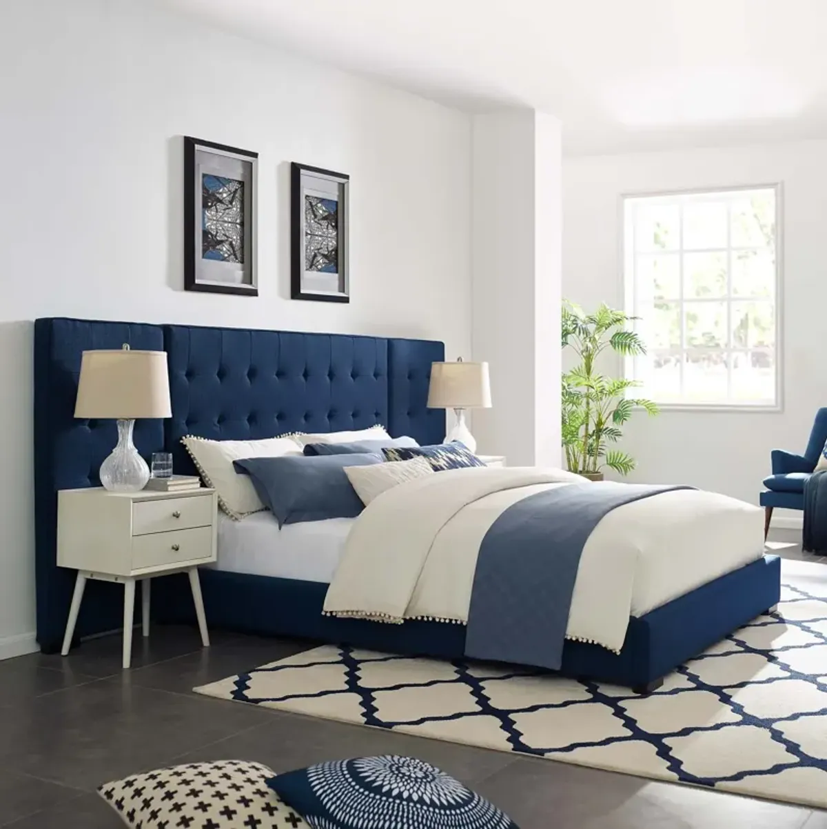 Sierra Queen Upholstered Platform Bed