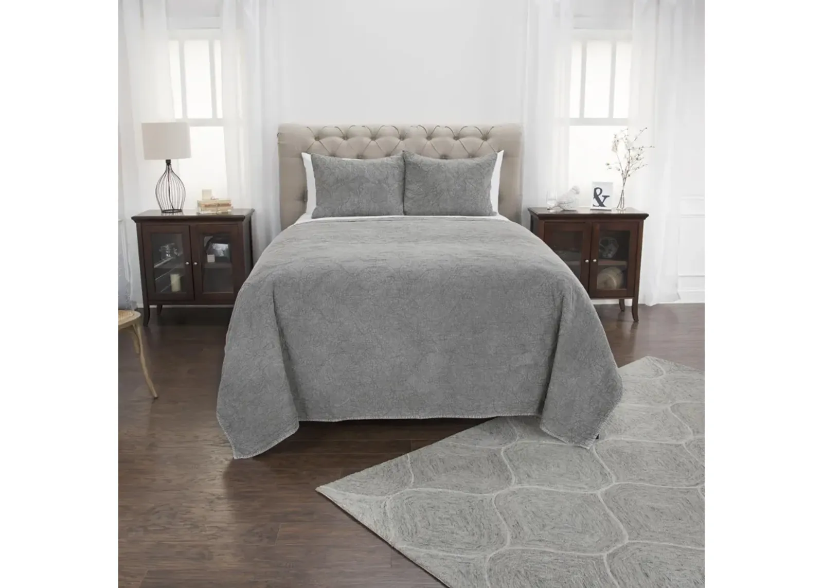 Anthony Queen Medallion Solid Gray Quilt