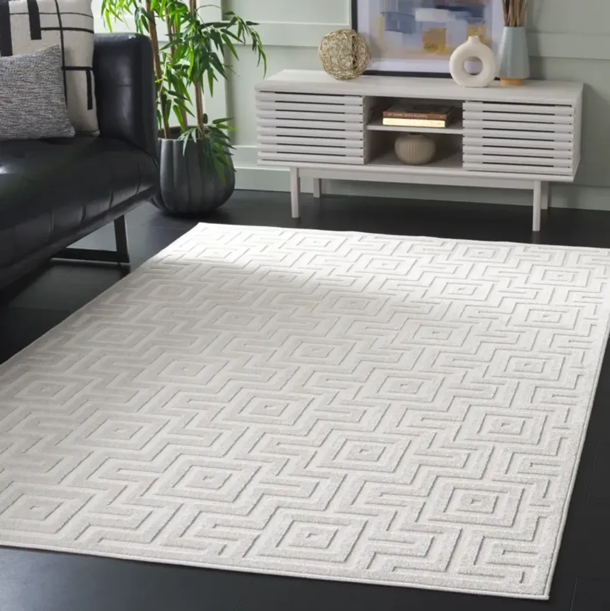 STELLA 138 IVORY 4' x 6' Small Rectangle Rug