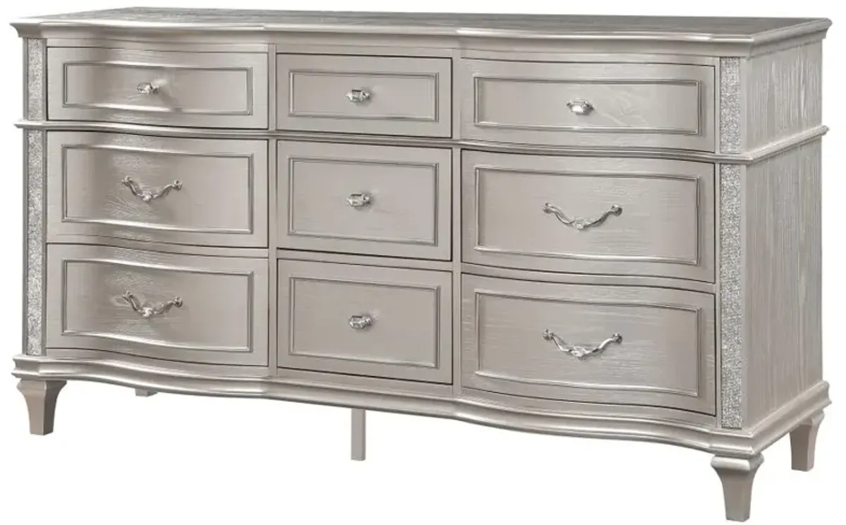 Evangeline 9-drawer Dresser Silver Oak