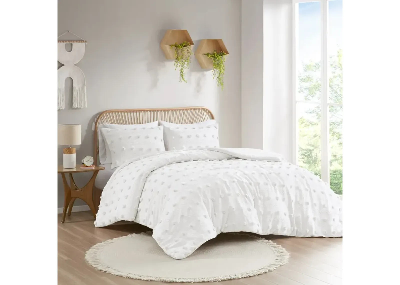 Intelligent Design Lucy Ivory Clip Jacquard Duvet Cover Set