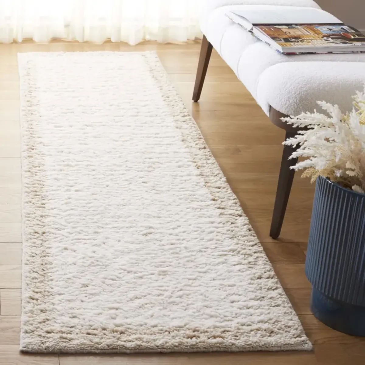 VERMONT 215 IVORY  2'-3' x 8' Runner Rug