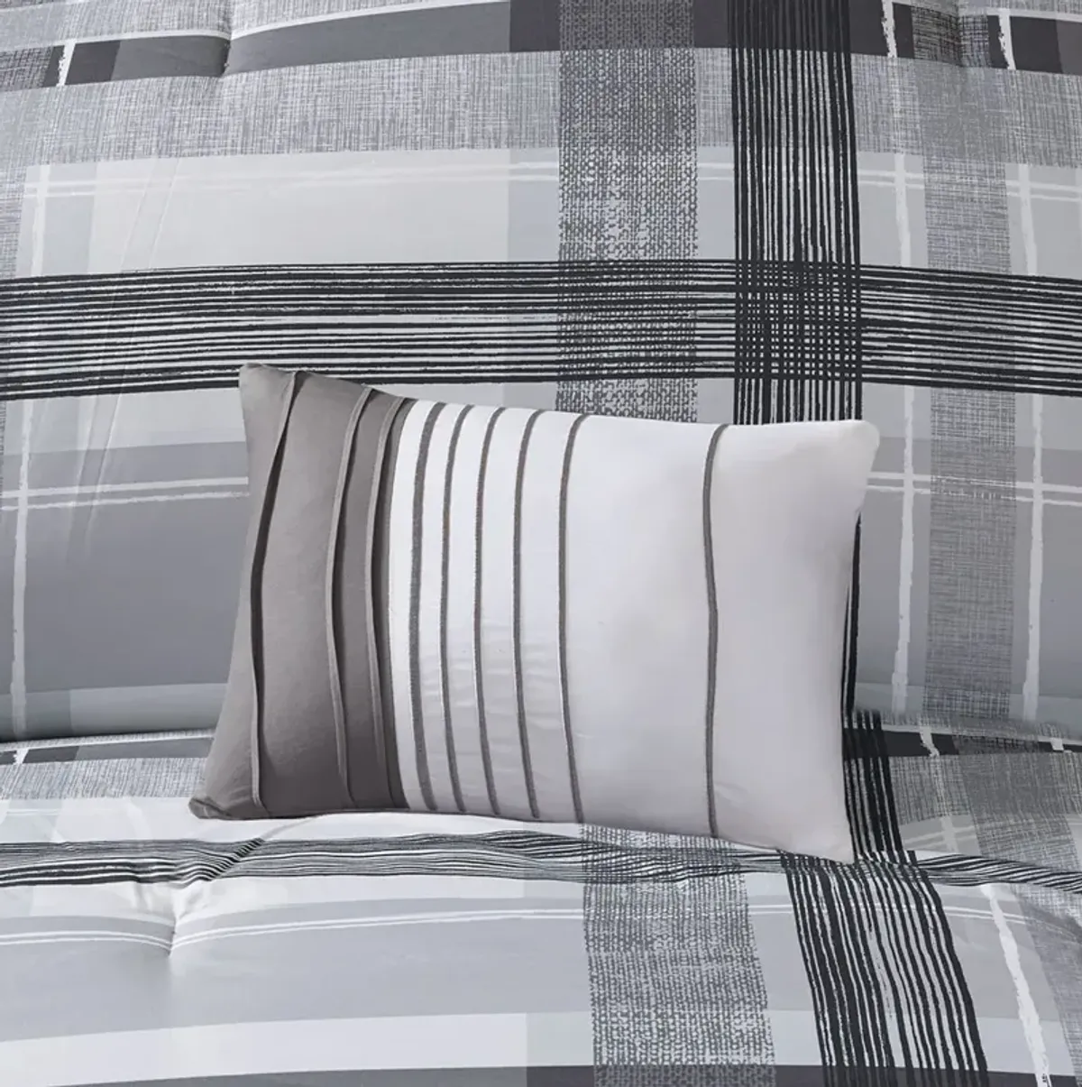 Intelligent Design Rudy Black Plaid Comforter Set