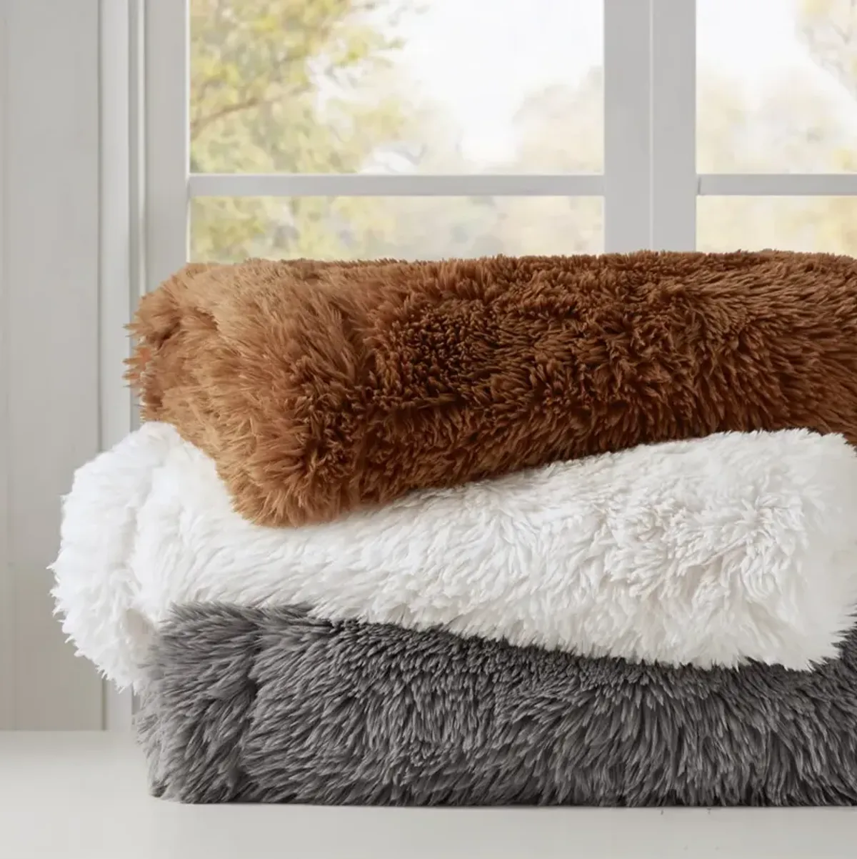 Madison Park Haven Ivory Faux Fur Throw 50x60"