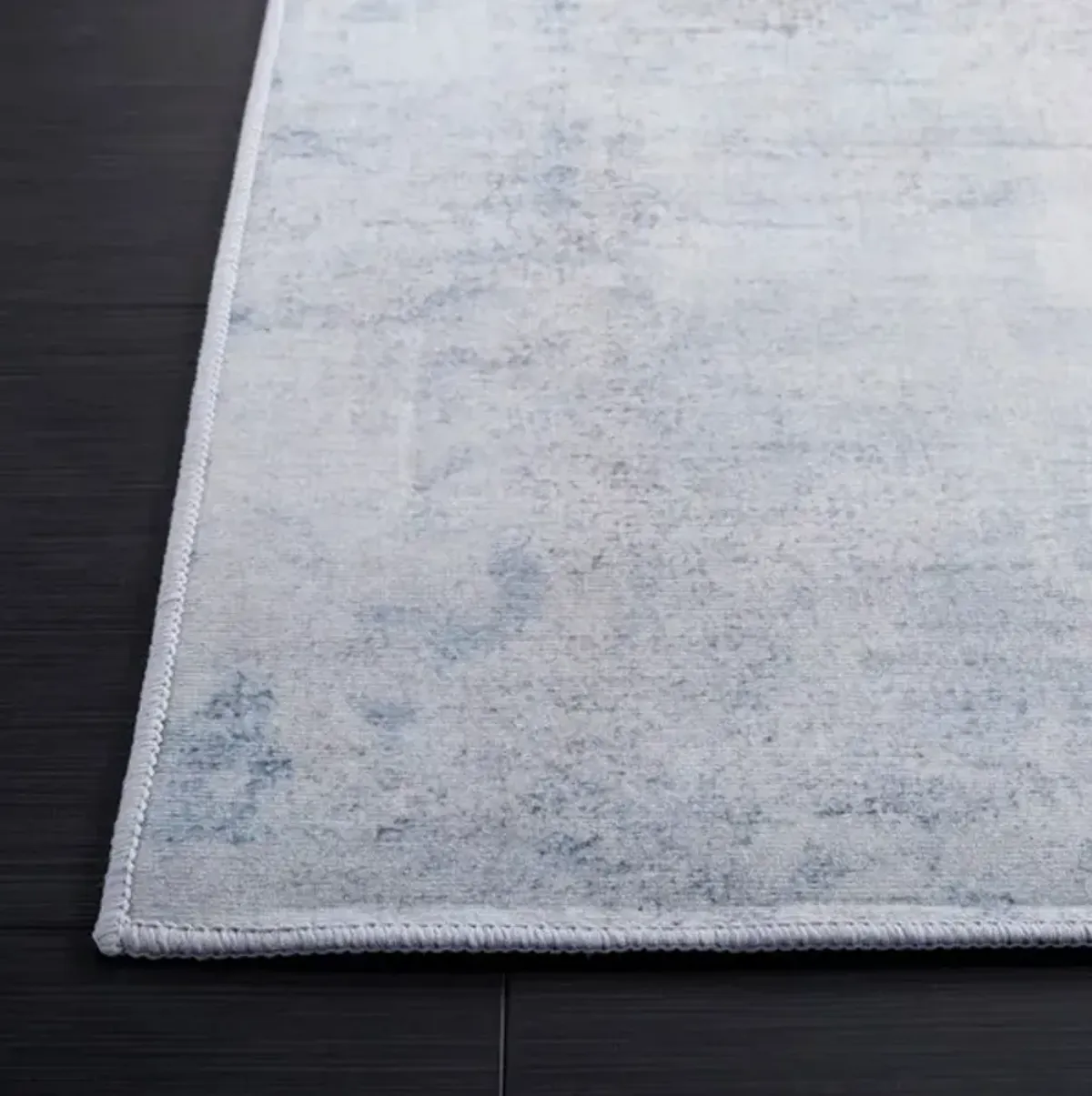 TACOMA 833 M/W S/R Grey  2'-6' X 8' Runner Rug