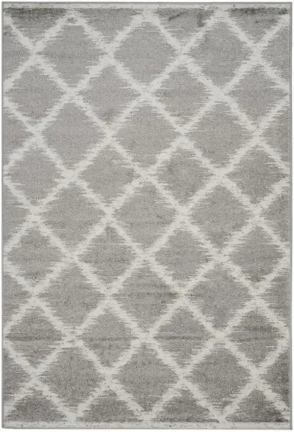 Adirondack Contemporary Silver / Ivory 5'-1" X 7'-6" Powerloomed Rug