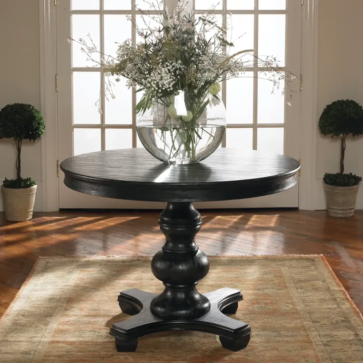 Brynmore Wood Grain Round Table