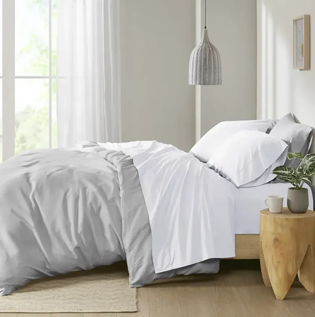 Madison Park Peached Percale White 200 Thread Count Relaxed Cotton Percale Sheet Set