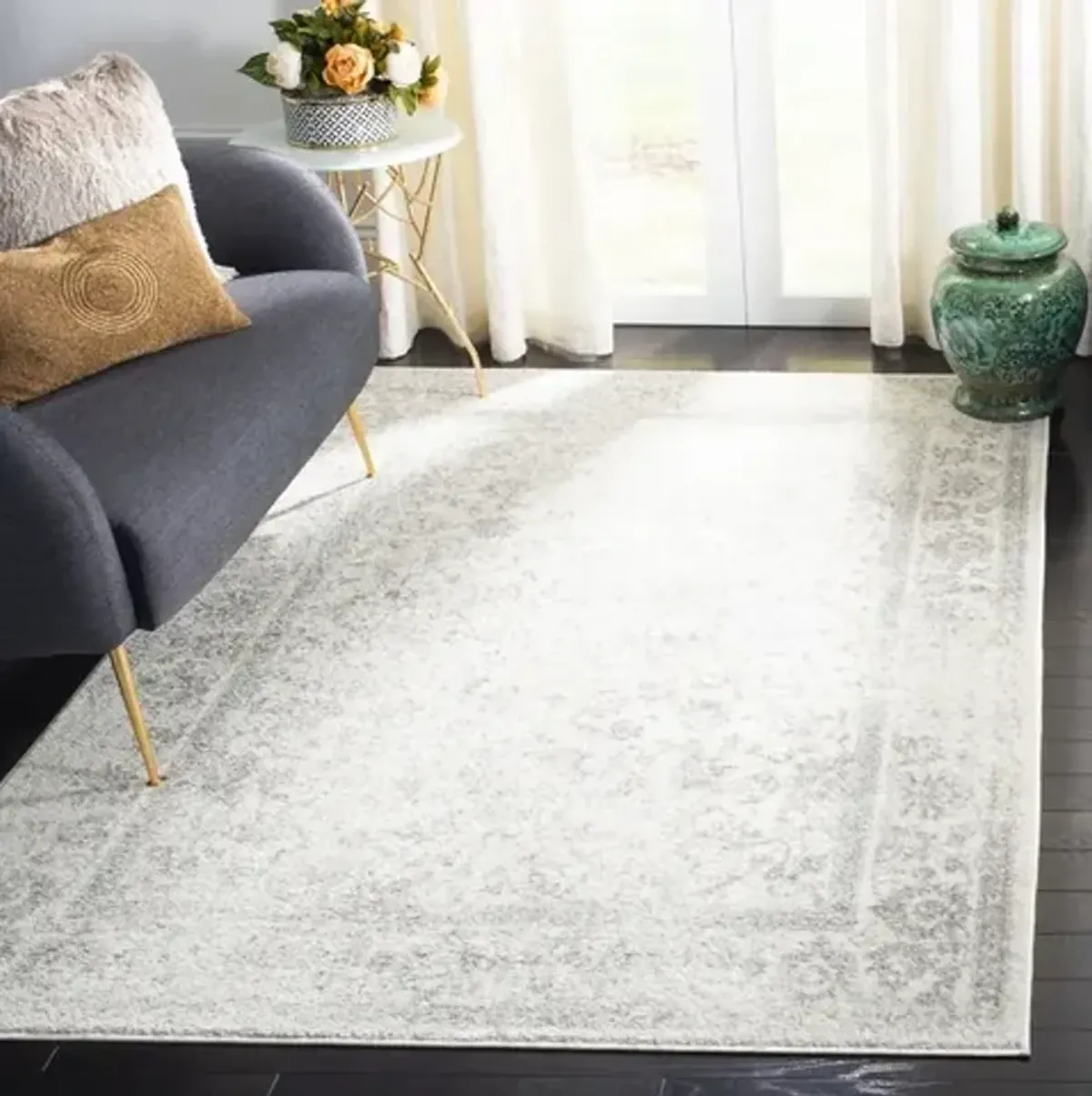 Adirondack Contemporary Ivory / Silver 2'-6" X 10' Powerloomed Rug