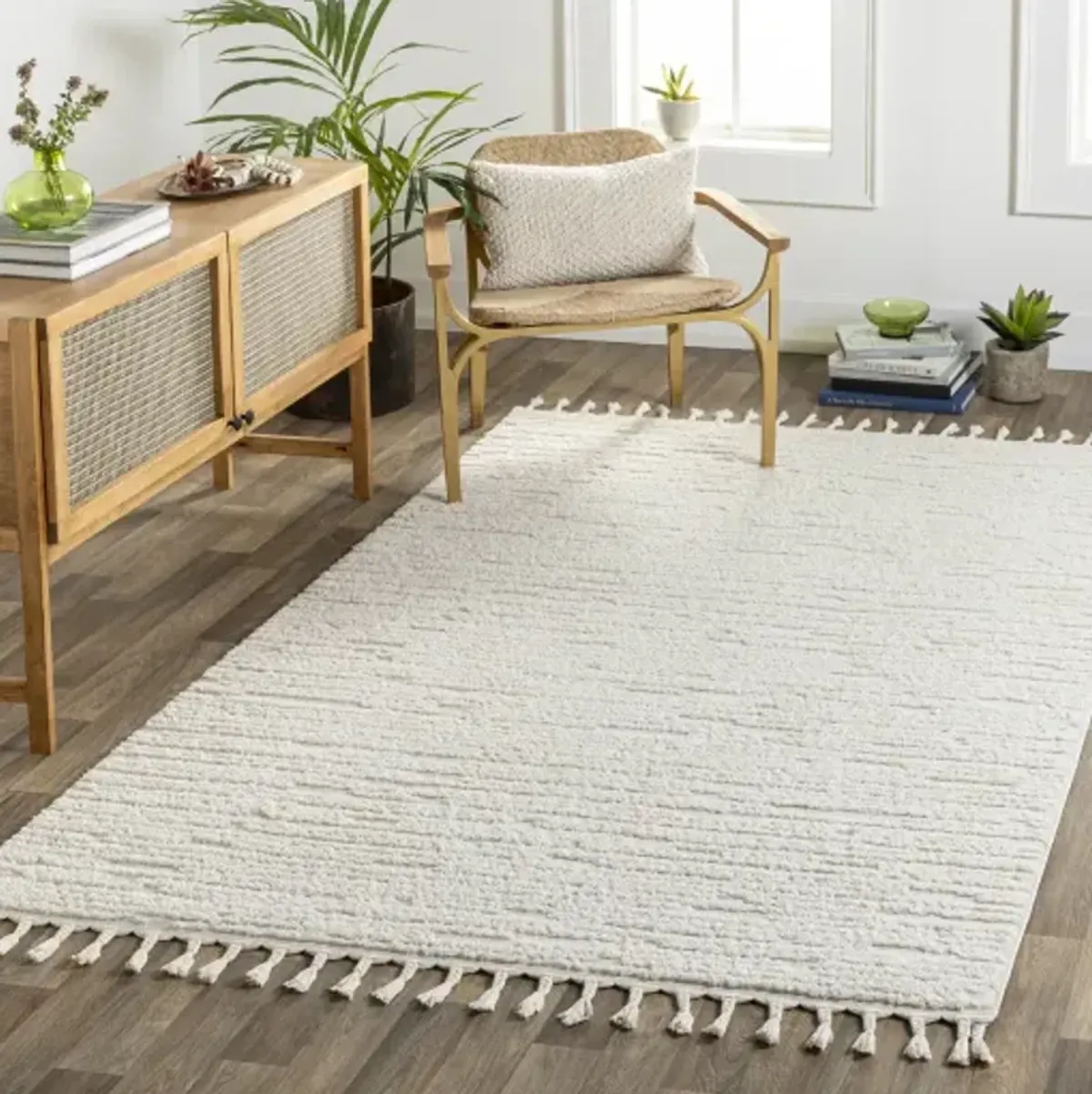 Nora 7'10" x 10' Rug