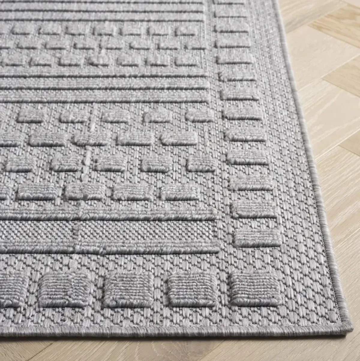 MILOS 110 GREY 2'-3' x 8' Runner Rug