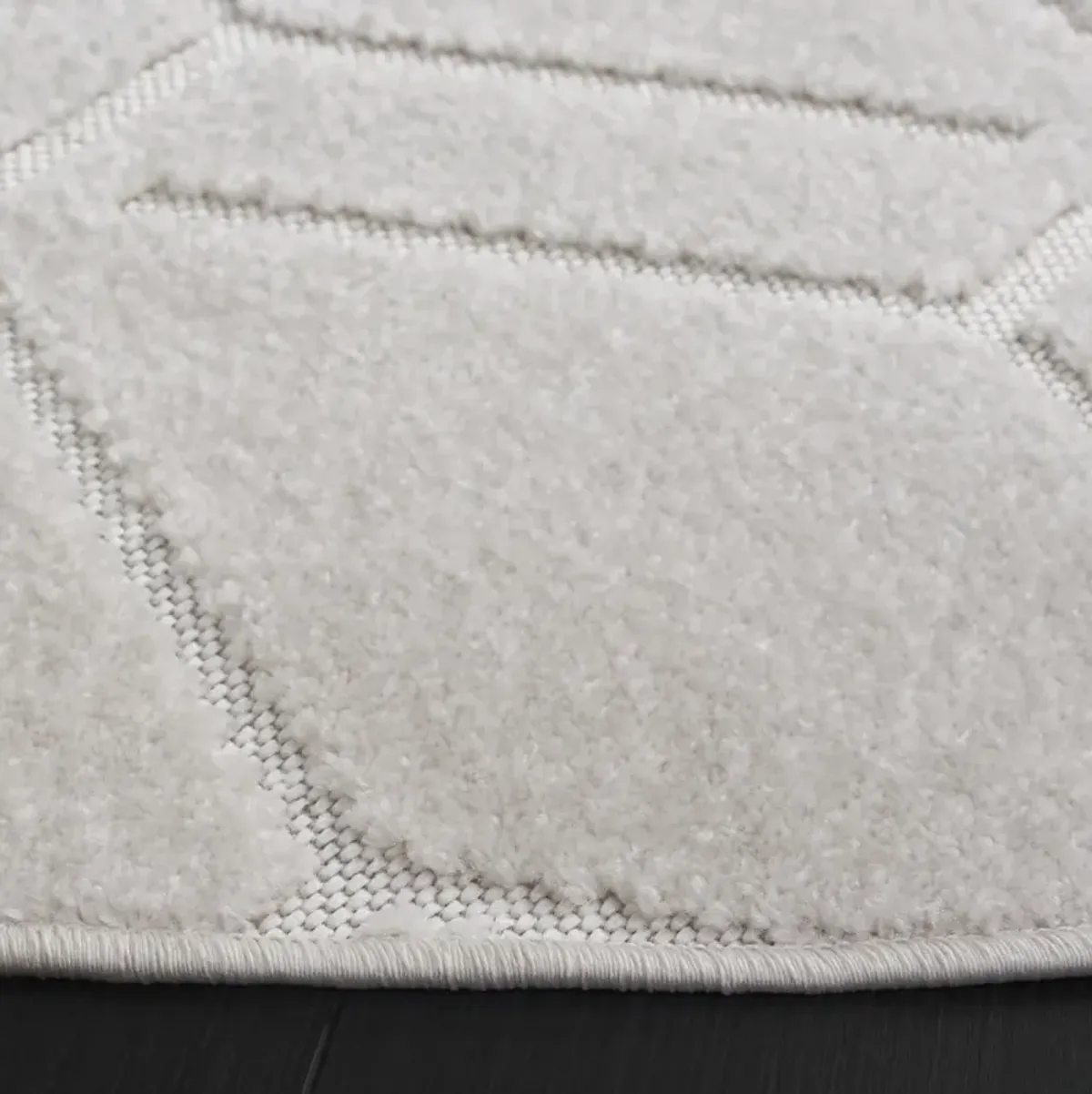 STELLA 107 IVORY 6'-7' x 6'-7' Round Round Rug