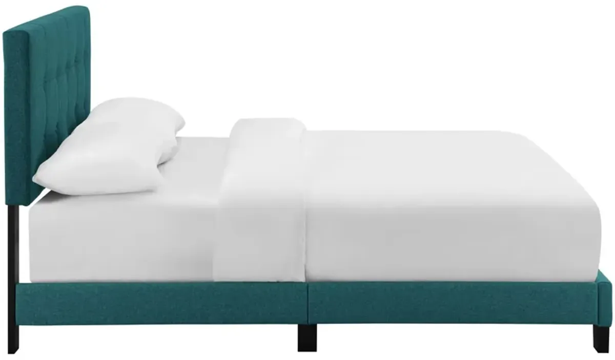 Amira Full Upholstered Fabric Bed