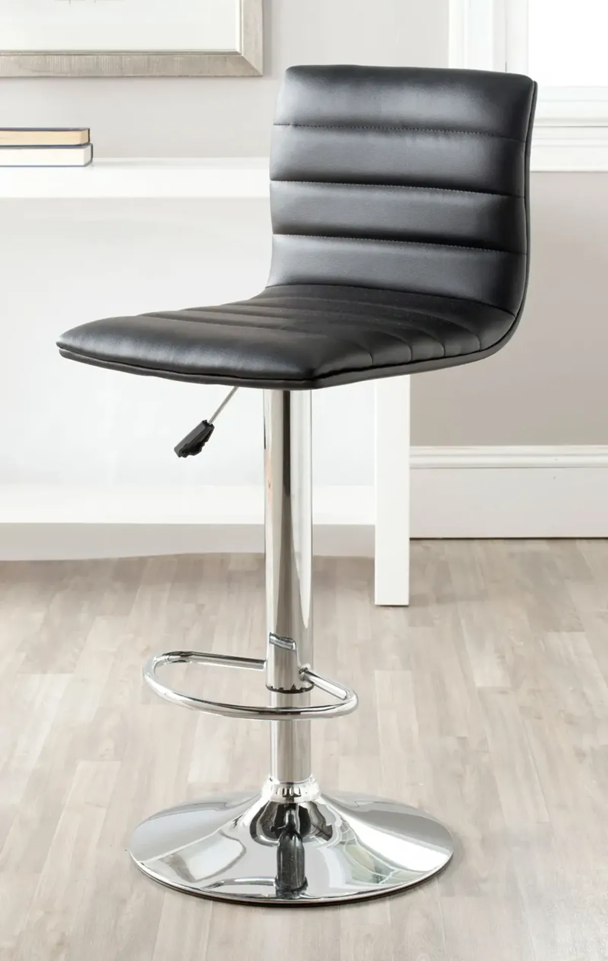 ARISSA SWIVEL BAR STOOL