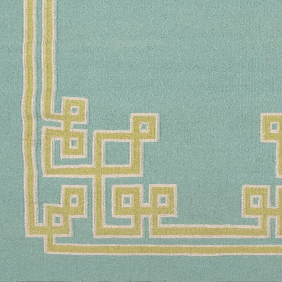 Alameda AMD-1010 2'6" x 8' Hand Made Rug