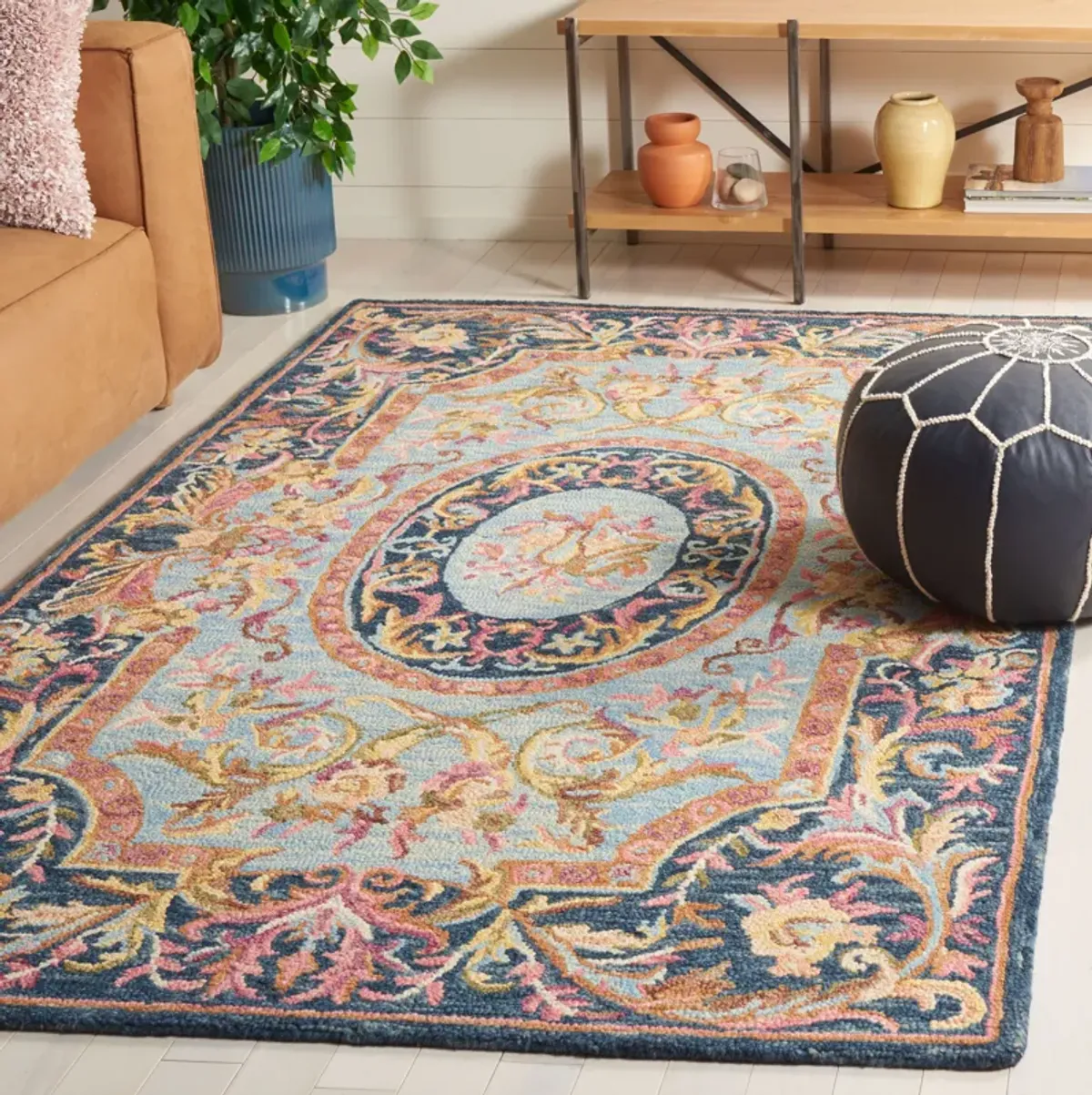 SAVONNERIE Hand Tufted 8' x 10' area rug