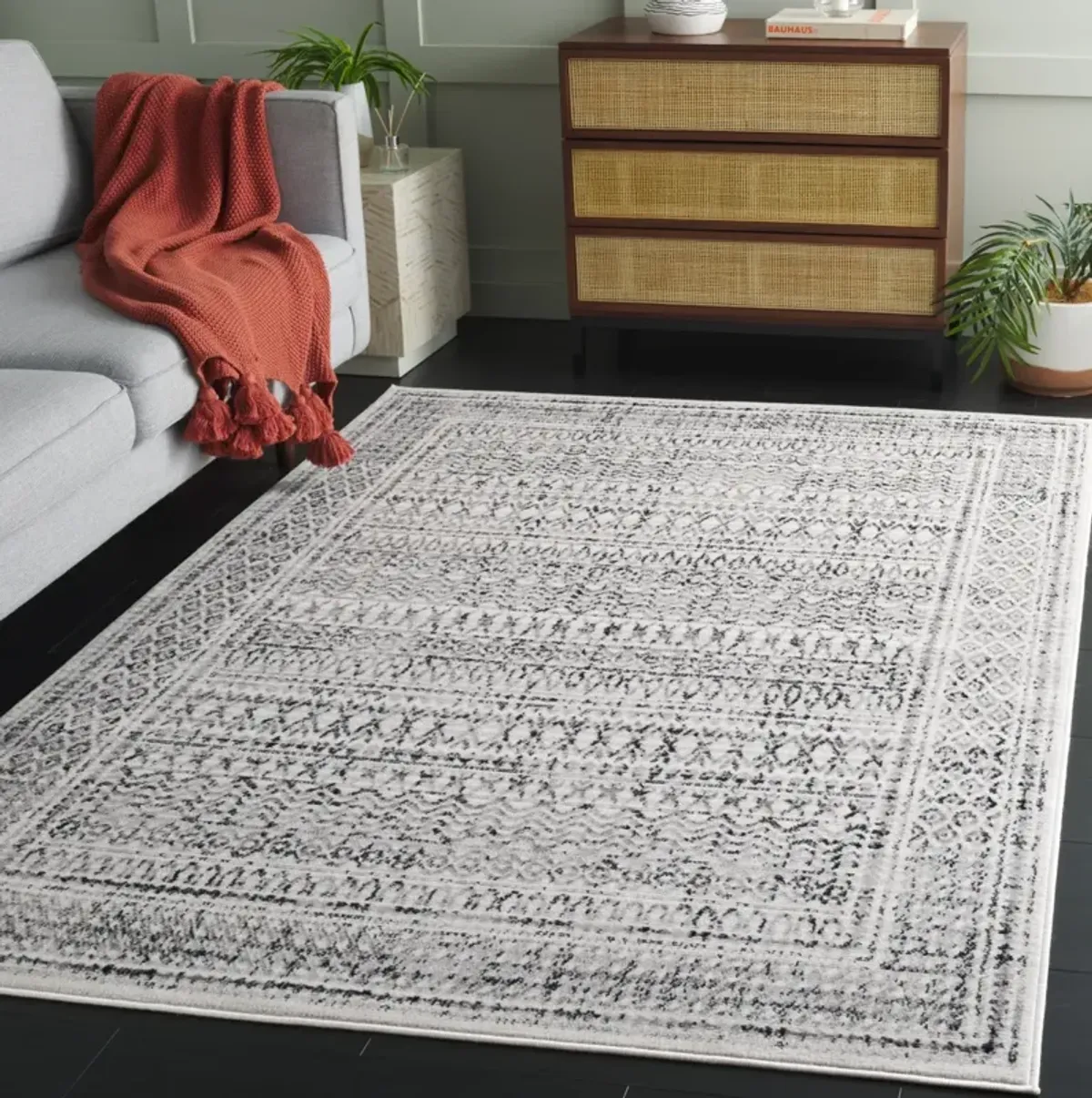 TEMPLE 104 IVORY  6'-7' x 6'-7' Square Square Rug