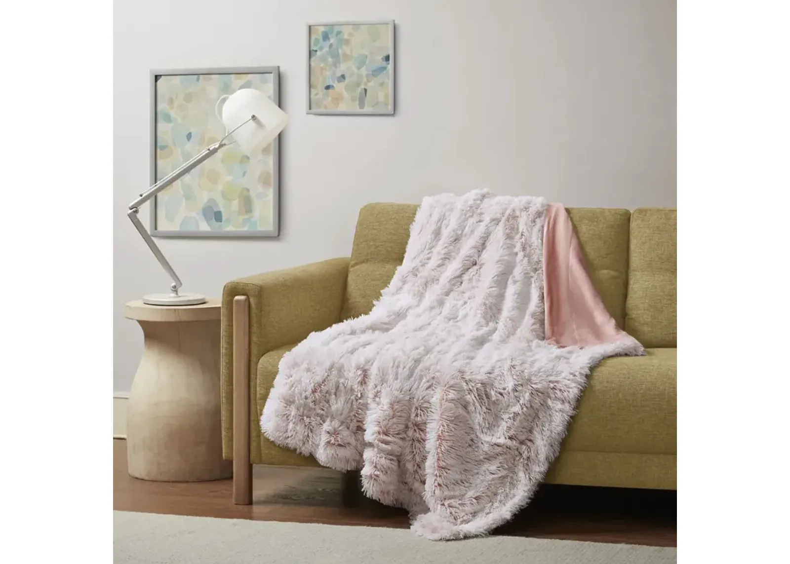 Intelligent Design Emma Blush Shaggy Faux Fur Throw