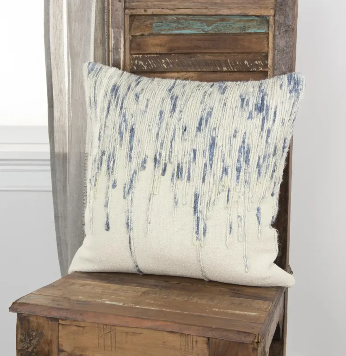 Abstract  Pillow