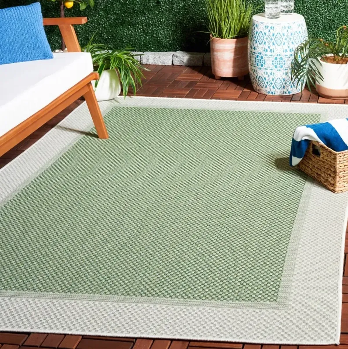 BERMUDA 886 Green 9' X 12' Large Rectangle Rug