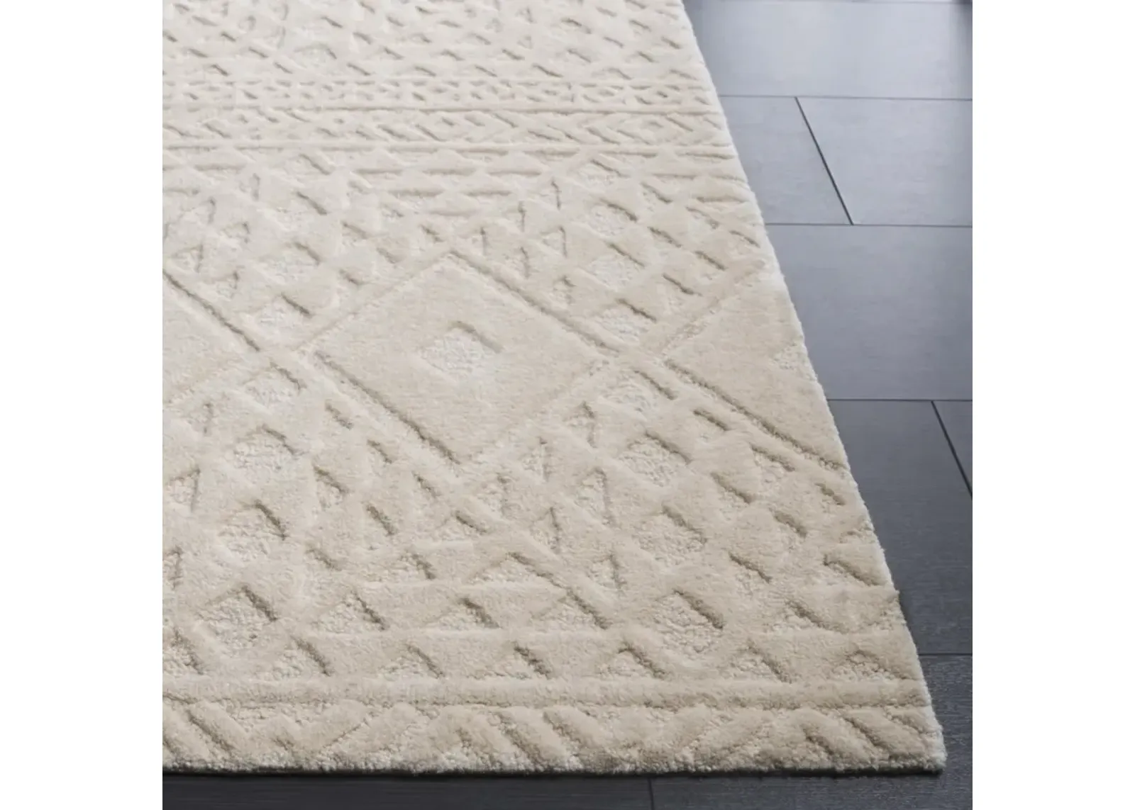 MYKONOS 406 IVORY 2'-3' x 8' Runner Rug