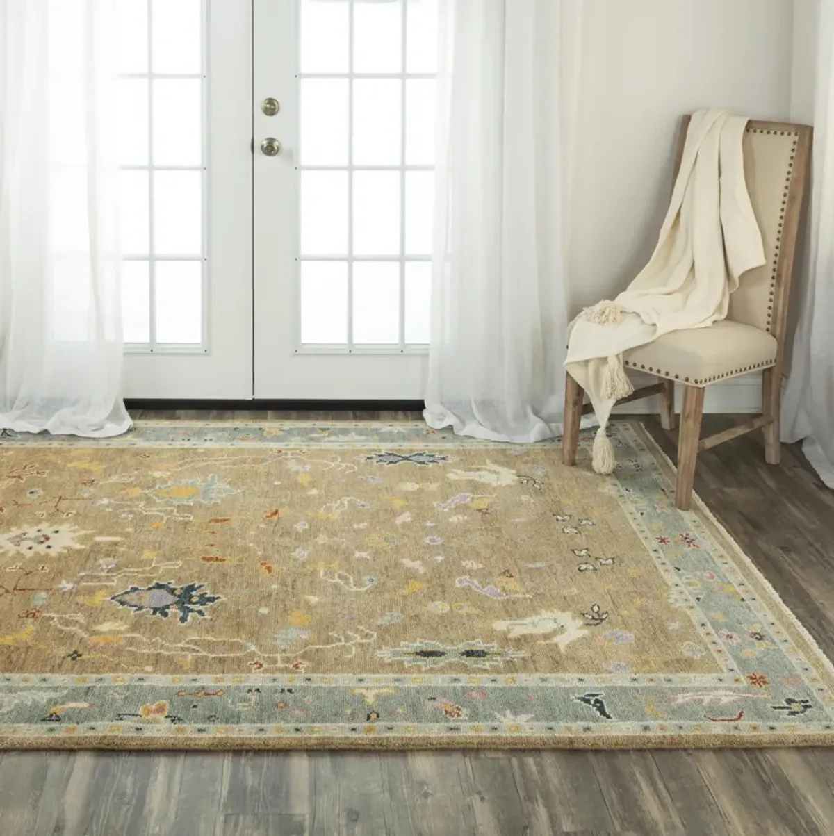 Envision Taupe/Gray  Hand Spun Wool 6' x 9' Rectangle Rug