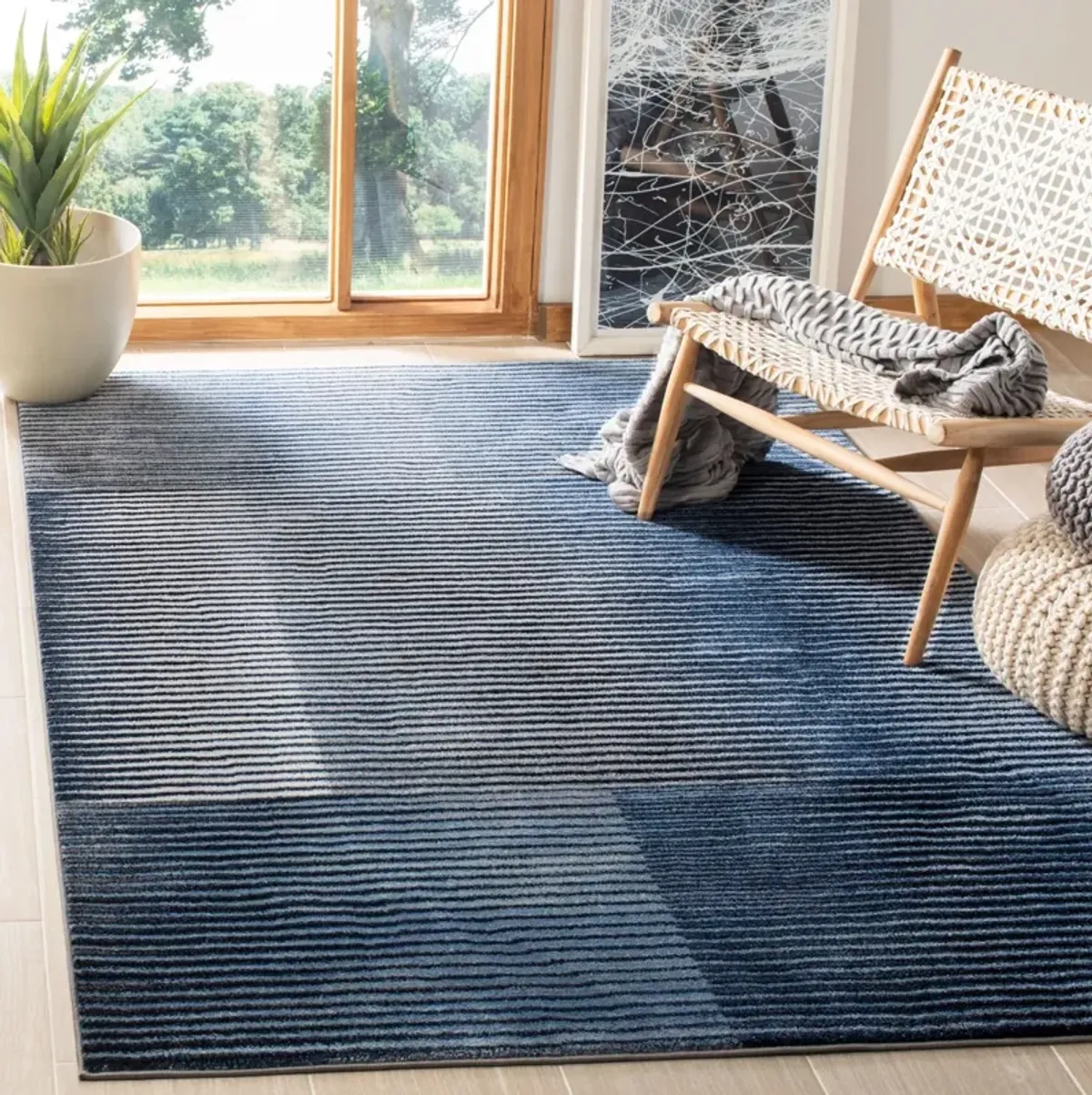 GALAXY 115 BLUE  2'-3' x 4' Accent Rug