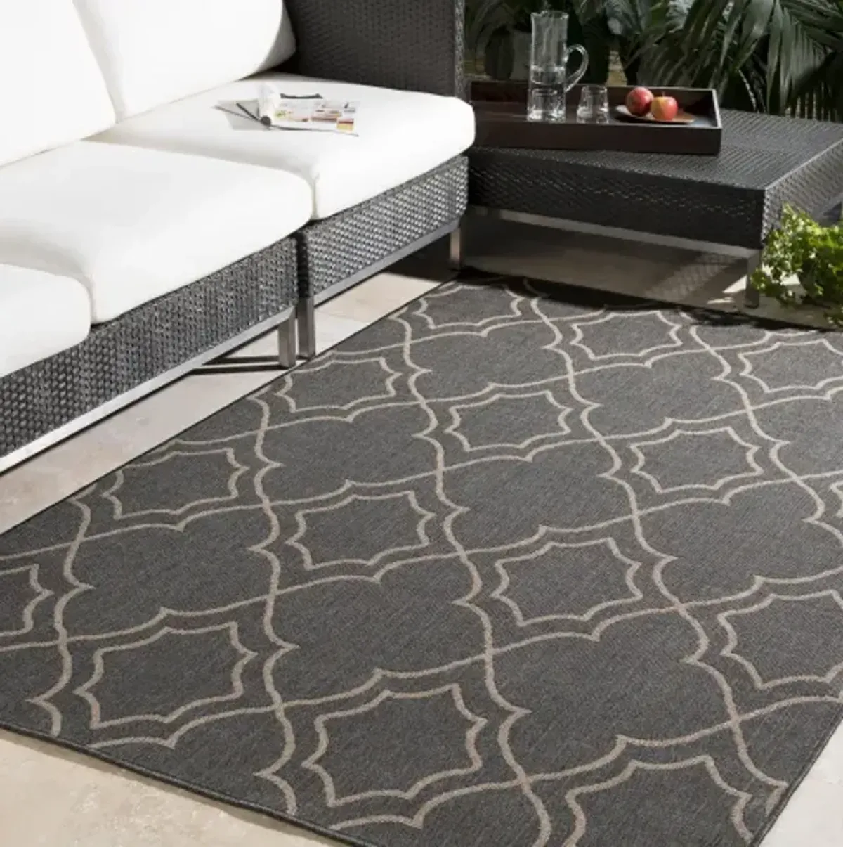 Alfresco 8'10" x 12'10" Rug