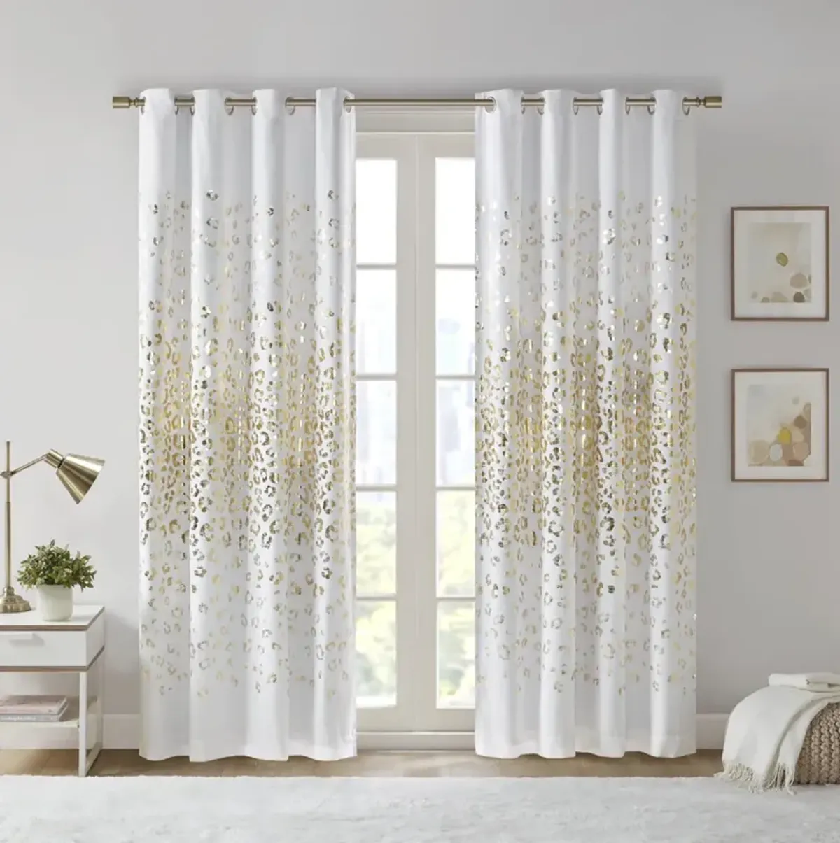 Intelligent Design Lillie White/Gold Grommet Top Metallic Animal Printed Total Blackout Curtain