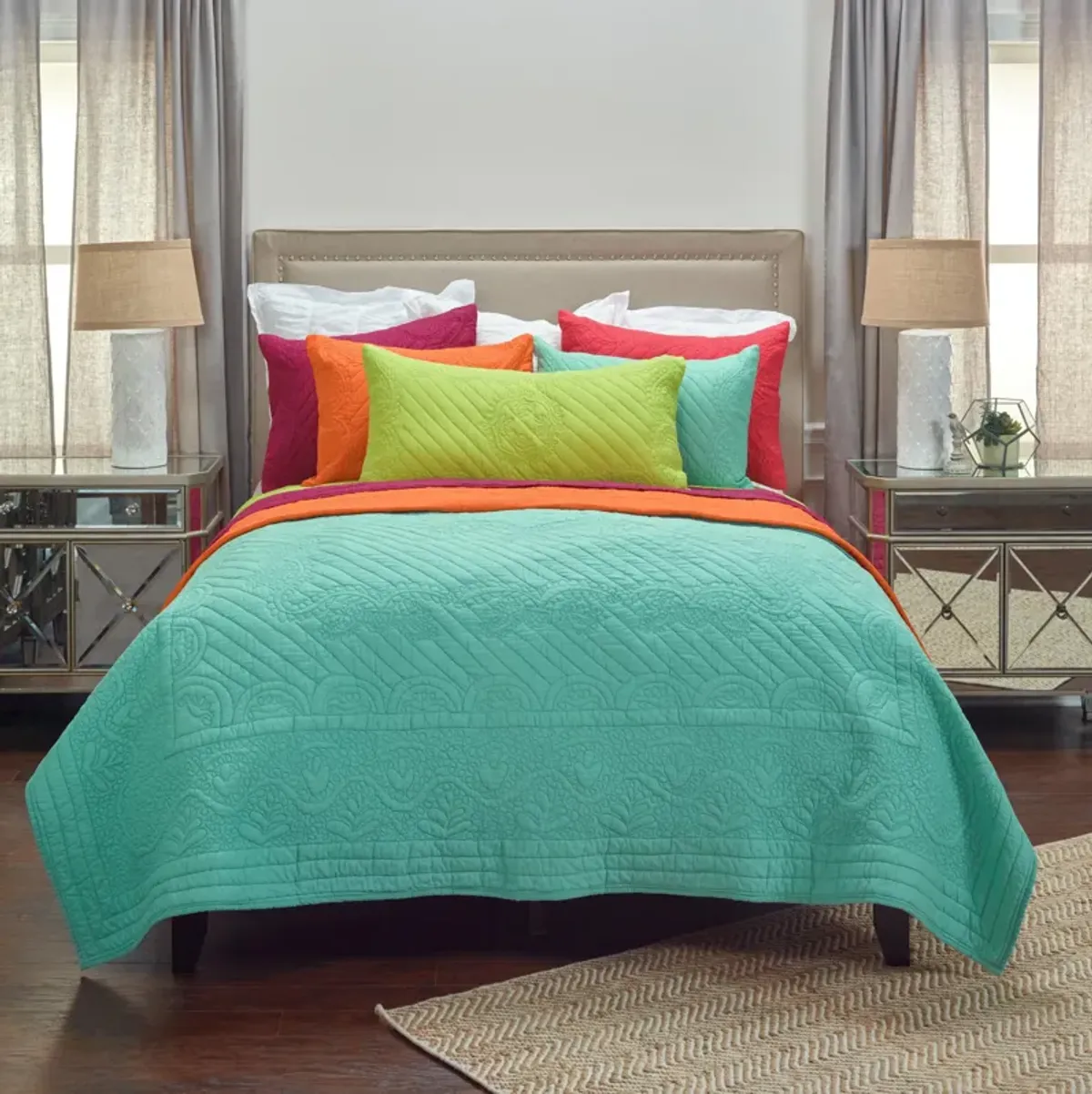 Moroccan Fling Aqua King Floral Aqua  Quilt