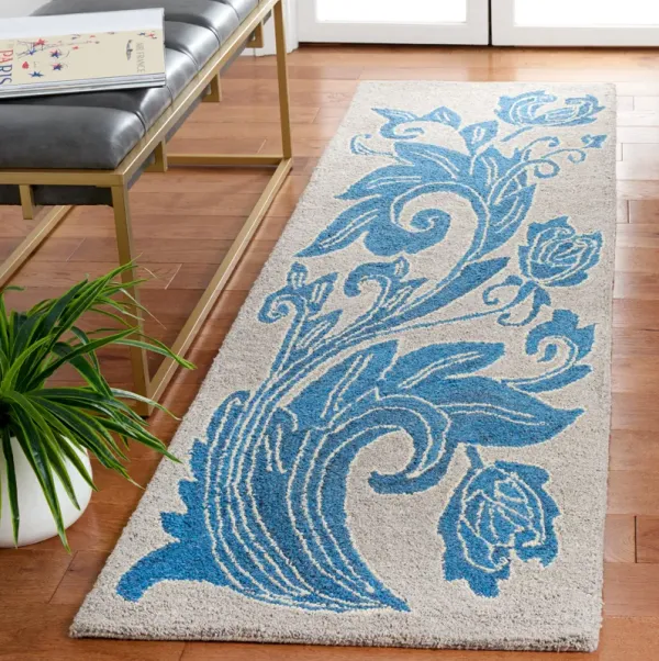 ABSTRACT Hand Tufted 2'-3' x 8' runner