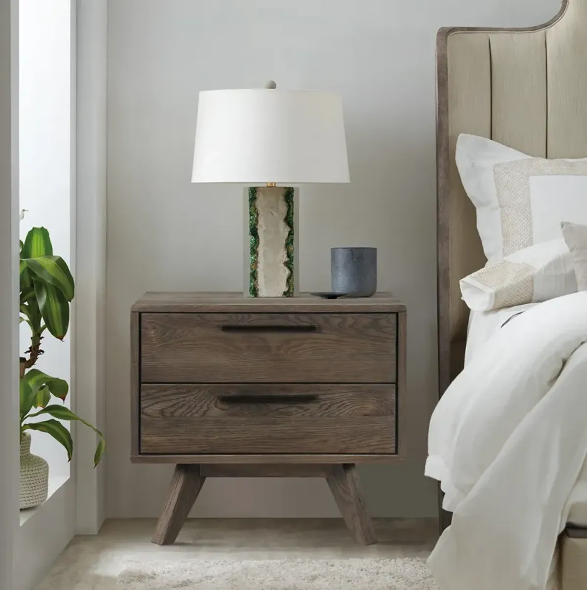 Astoria Oak 2-Drawer Nightstand