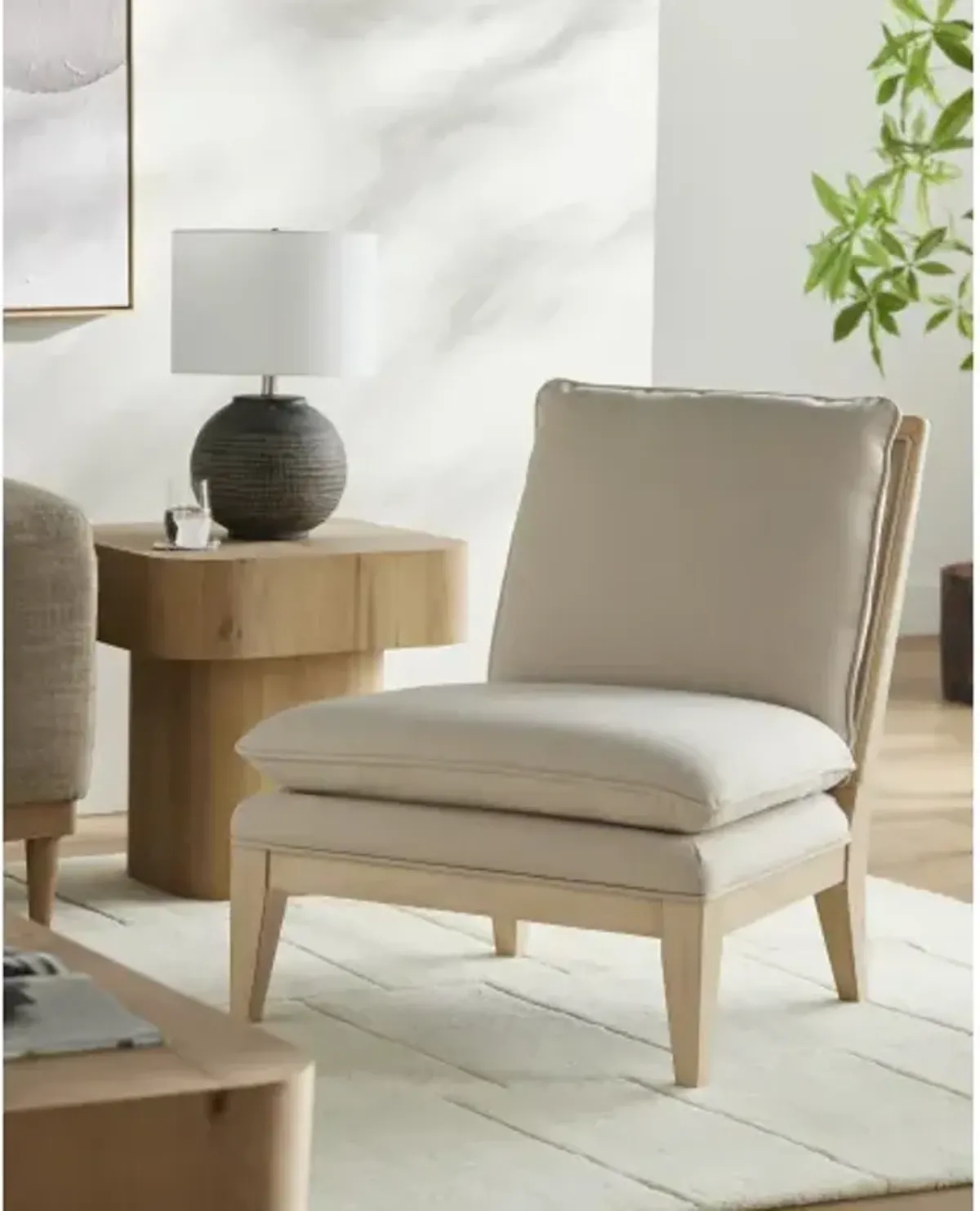 Inwood INW-002 34"H x 30"W x 32"D Accent Chair