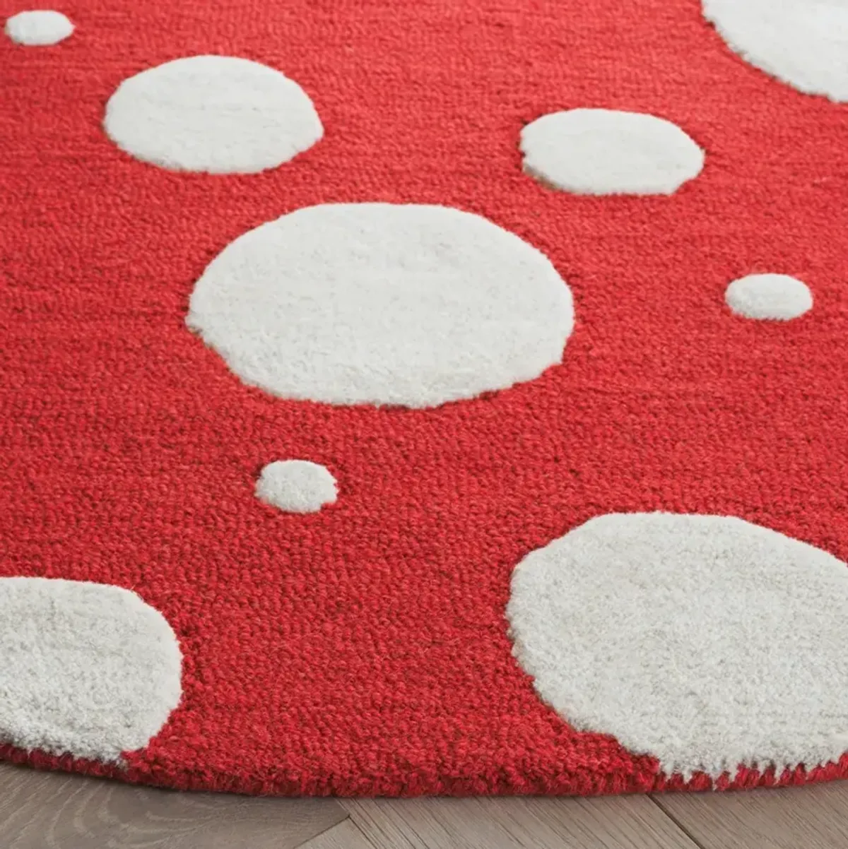 CAMBRIDGE 147 RED  6' x 6' Round Round Rug