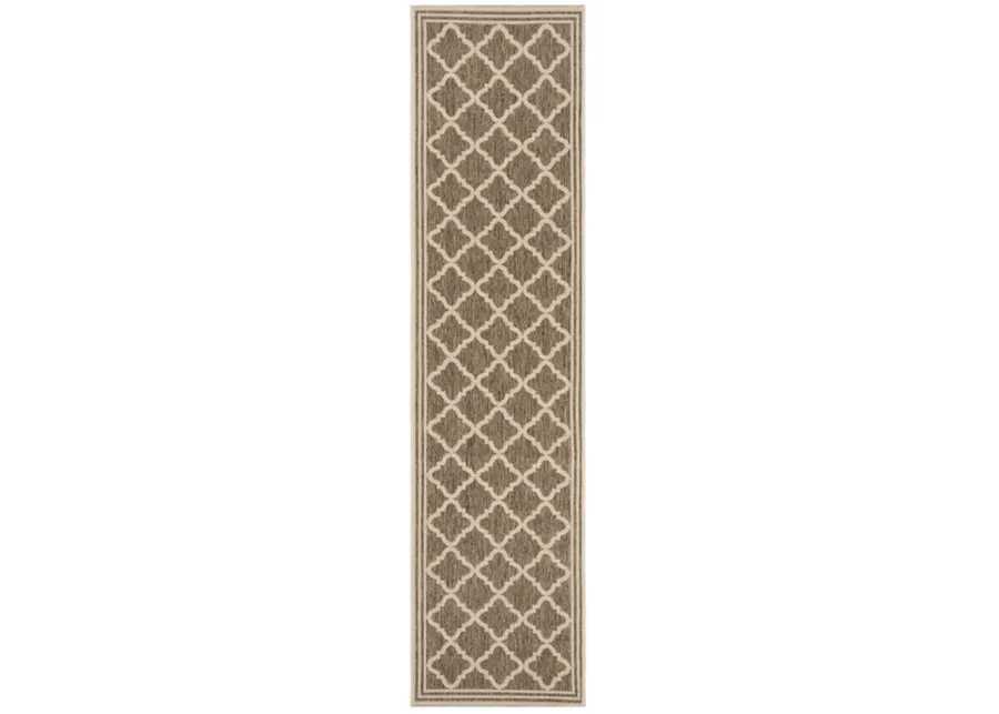 Safavieh BEACH HOUSE Collection BHS121D-28 Beige / Cream 2'-2" X 8'