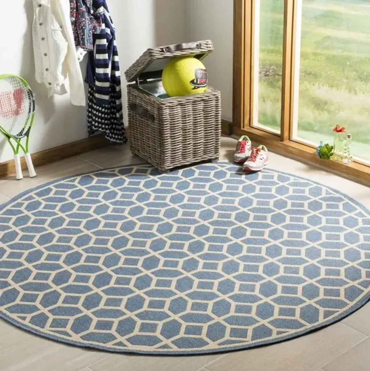 LINDEN 127 Collection LND127M-6R Blue / Creme 6'-7" X 6'-7" Round