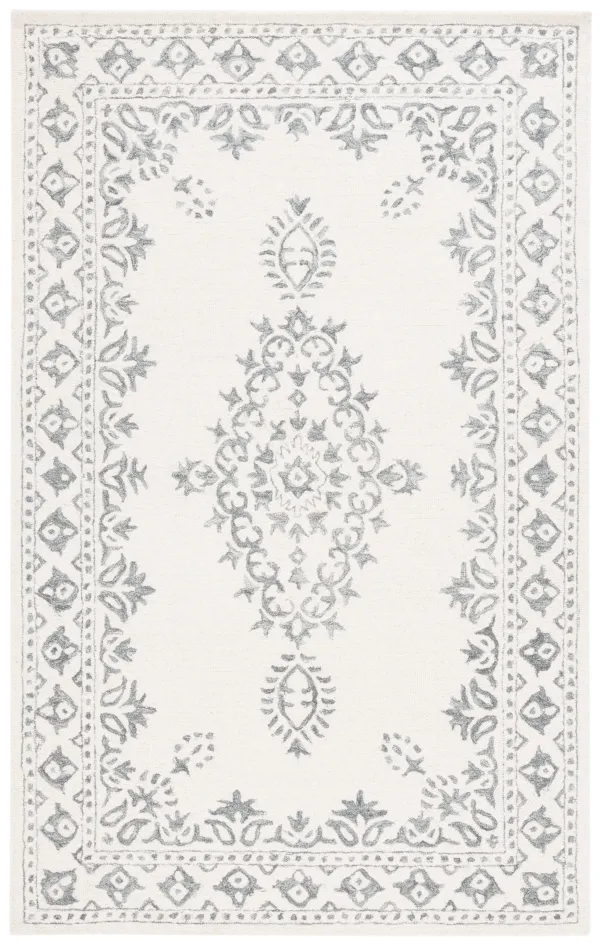 EBONY Hand Tufted 4' x 6' area rug