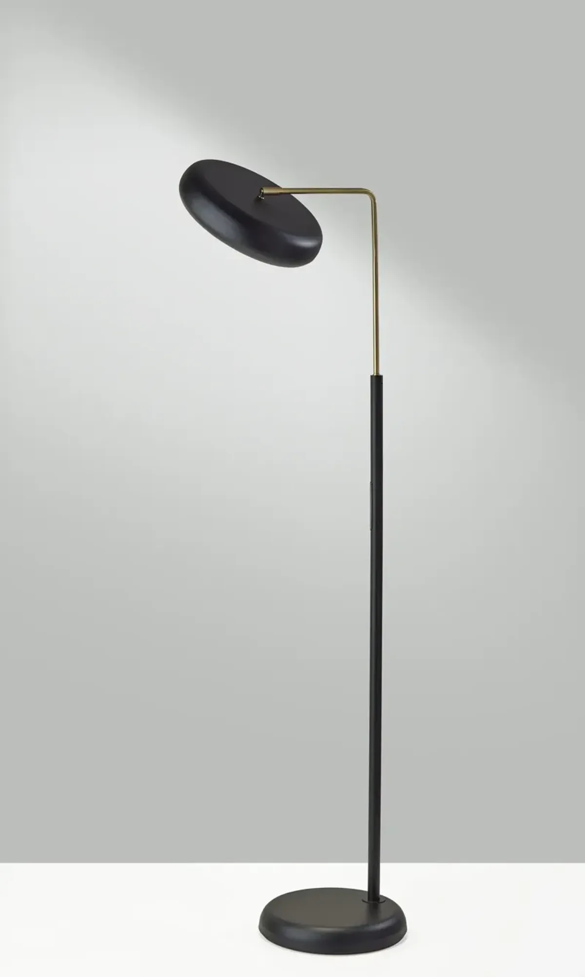 Lawson LED Floor Lamp w. Smart Switch