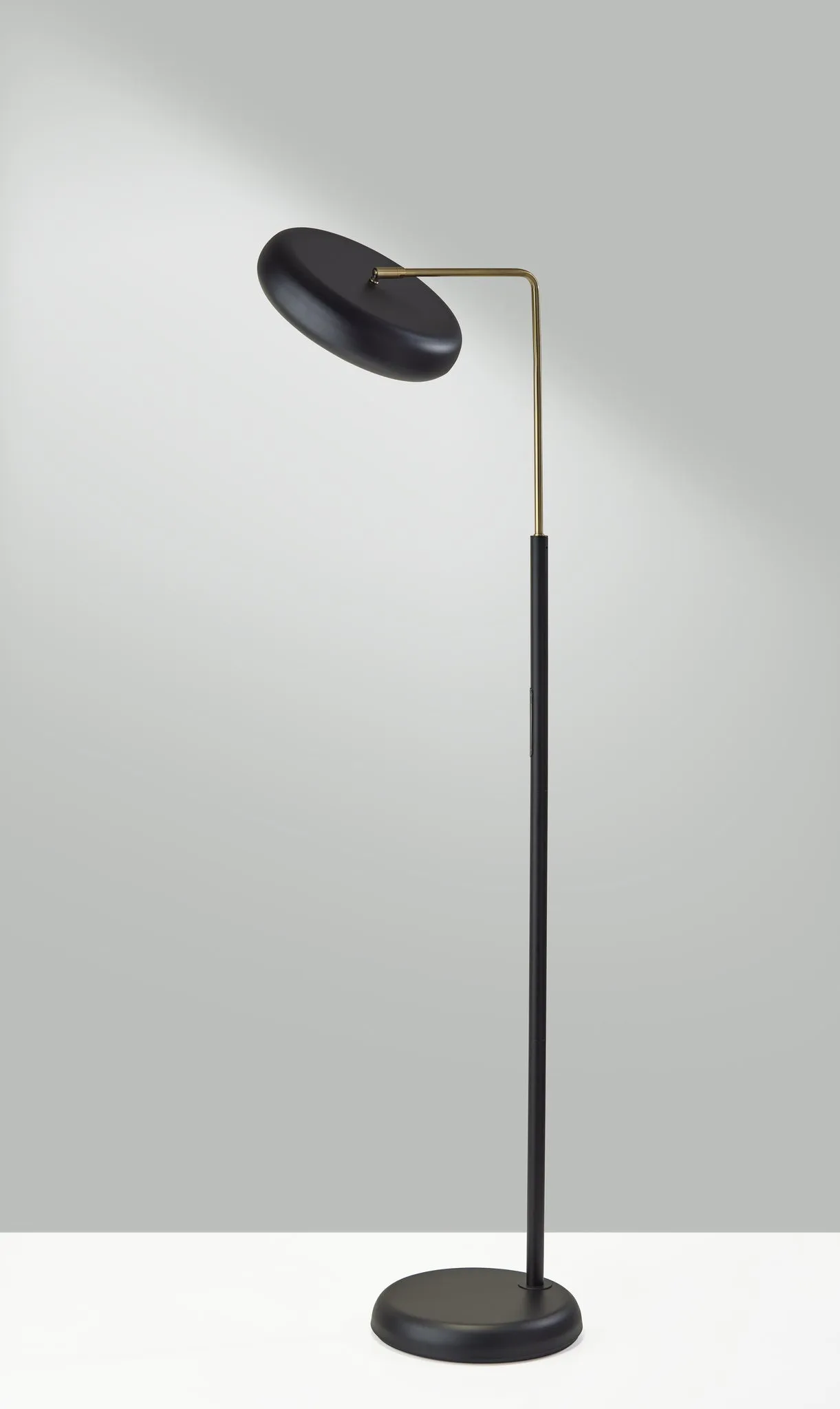 Lawson LED Floor Lamp w. Smart Switch