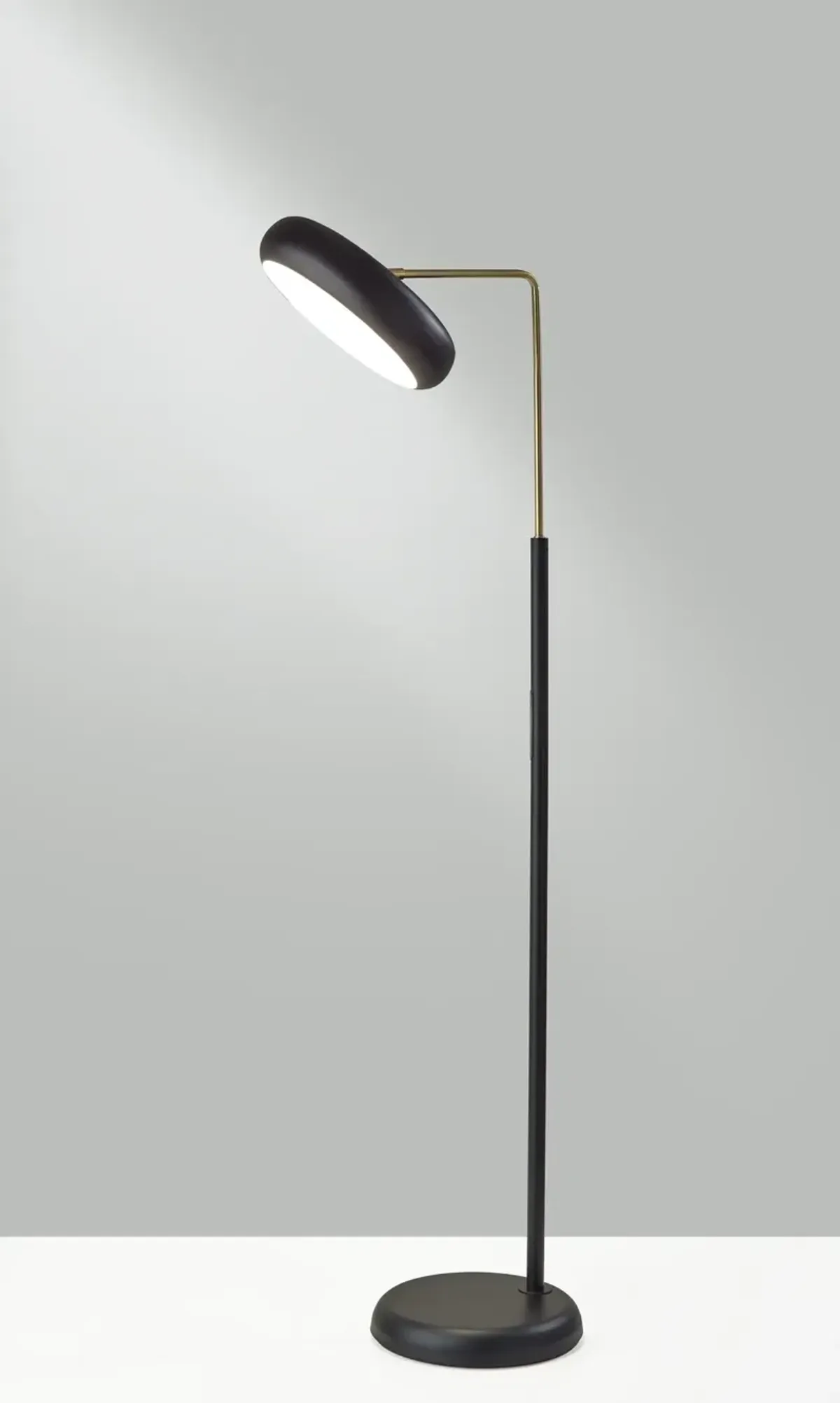 Lawson LED Floor Lamp w. Smart Switch