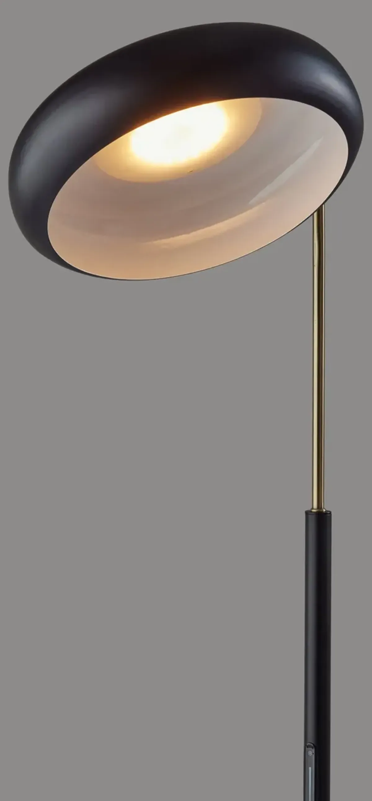 Lawson LED Floor Lamp w. Smart Switch