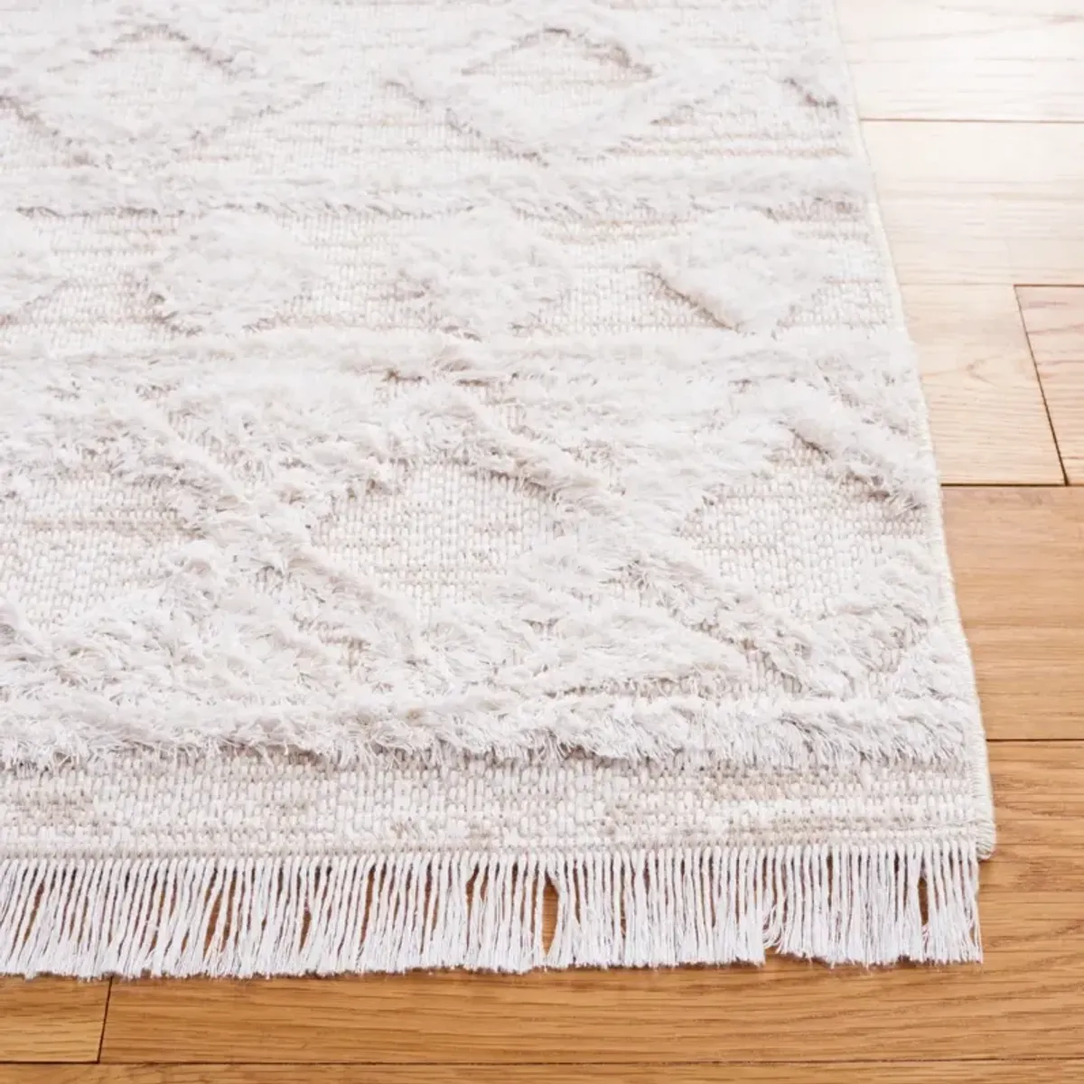 AUGUSTINE 758 IVORY 2' x 11' Runner Rug