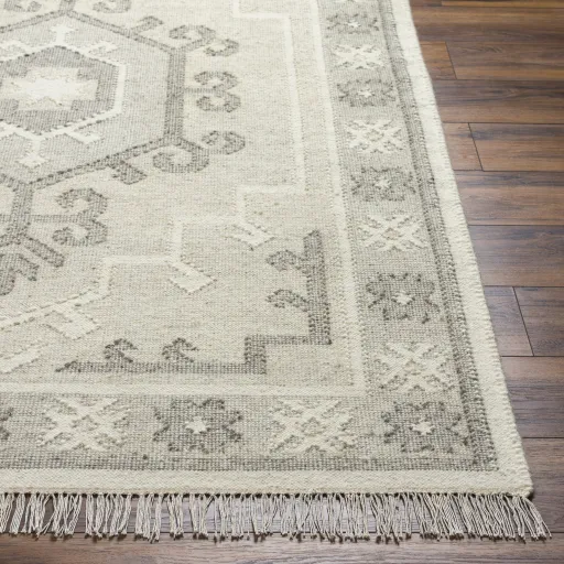 Valerie VLA-2306 2' x 3' Hand Made Rug